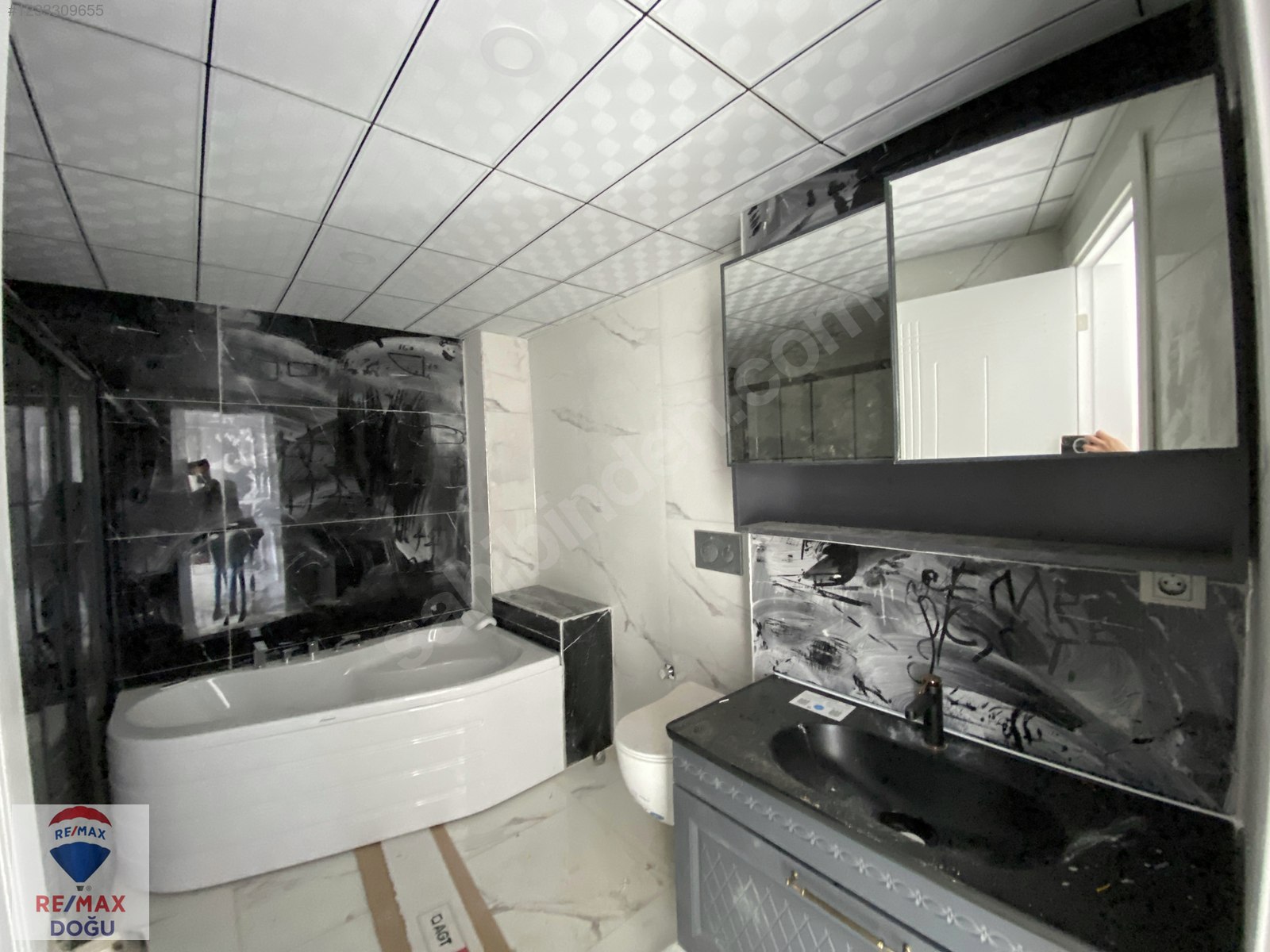 [REMAX DOĞU] MALATYA CADDESİ'NDE MODERN TASARIM HAVUZLU VİLLALAR - ELAZIĞ MERKEZ fotoğraf 8