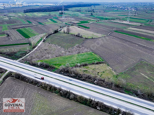 E-5' e 76 METRE CEPHE DEPO VEYA BESİHANE RUHSATINA UYGUN ARSA - SAKARYA AKYAZI fotoğraf 9
