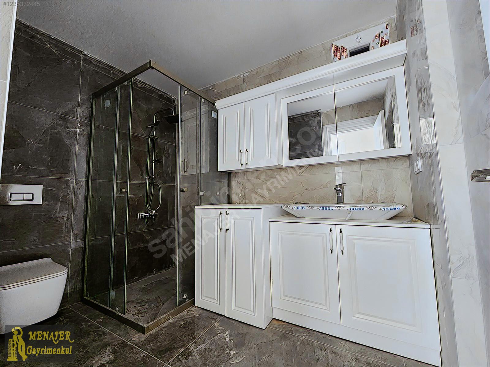 MENAJER'DEN 50.YIL'DA SİTE İÇİNDE LÜKS 4+1 SATILIK DAİRE - MERSİN YENİŞEHİR fotoğraf 3