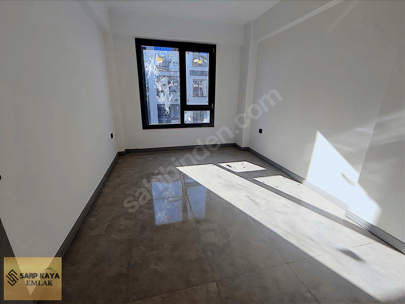 BATIKENTTE SATILIK SIFIR 3+1 LÜX DAİRE - UŞAK MERKEZ fotoğraf 3