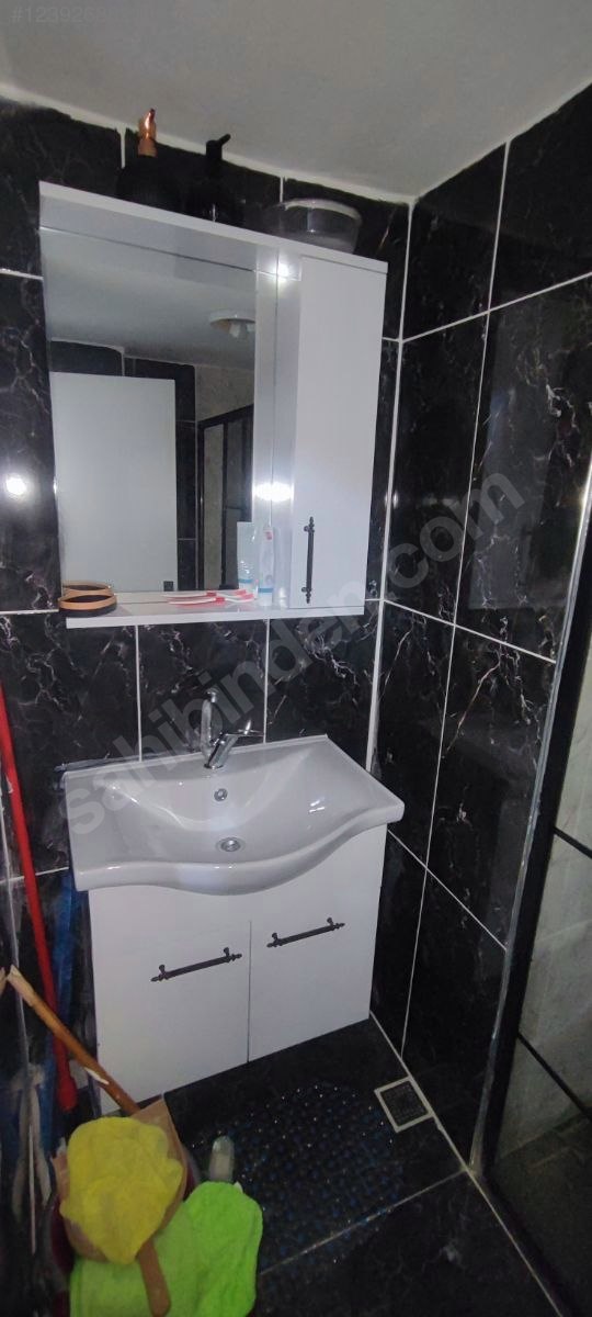 EMİRSULTAN DA İÇİ DIŞI SIFIRDAN YENİLENMİŞ DAİRE - BURSA YILDIRIM fotoğraf 10
