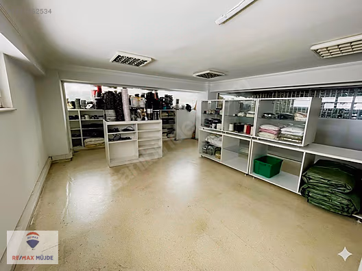 SAVAŞ CADDESİNDE KİRALIK 450 M2 PRESTİJLİ MAĞAZA-DÜKKAN - İSTANBUL GÜNGÖREN fotoğraf 9