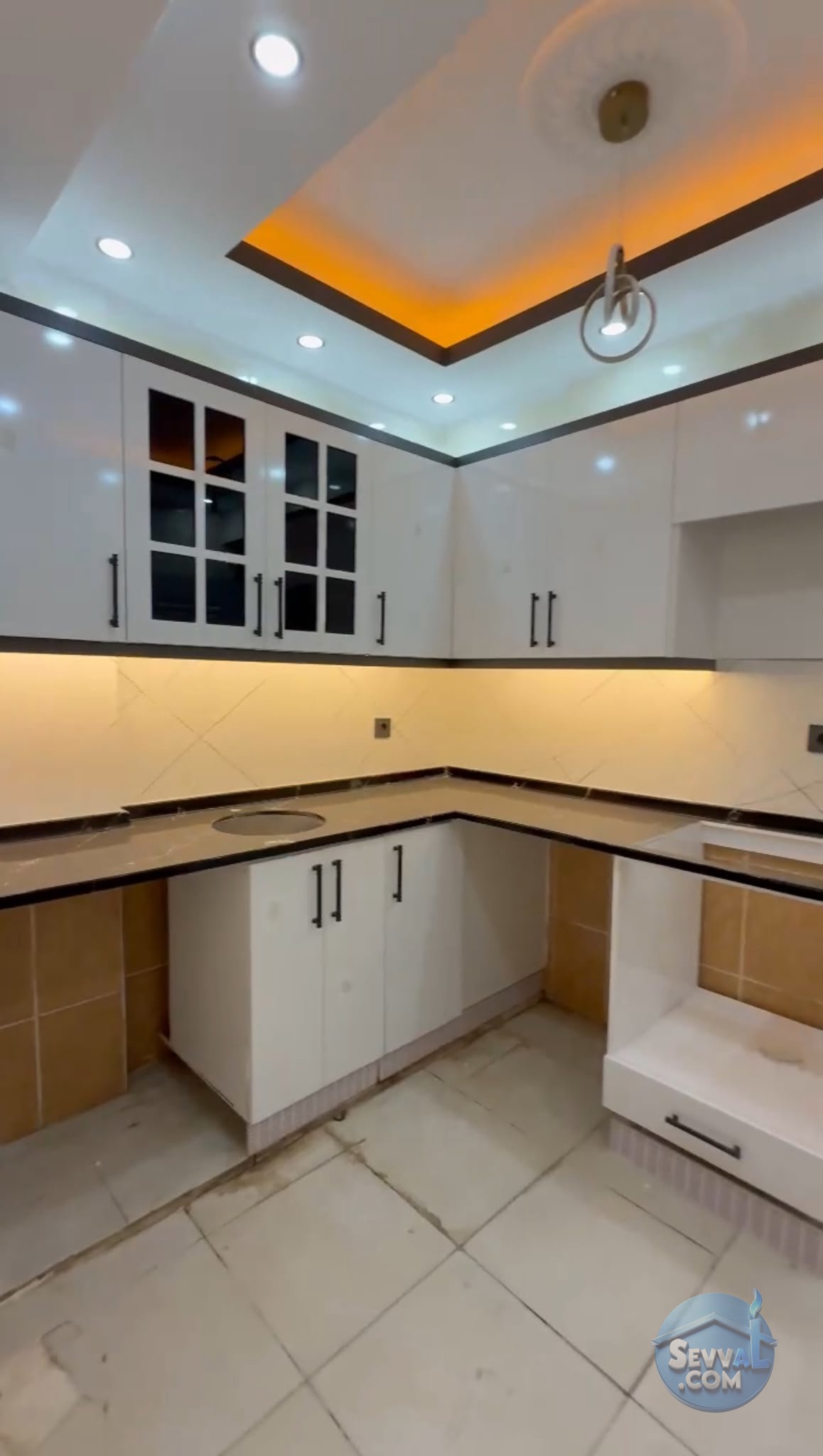 AHMET YESEVİ MAH YÜKSEK GİRİŞ 3+1 D.GAZ KAPIDA  YETKİ NO: 6300012  - ŞANLIURFA HALİLİYE fotoğraf 19