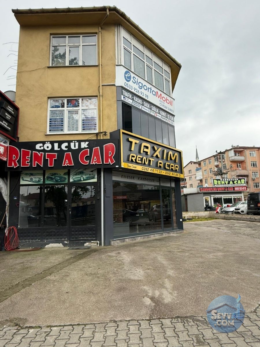 D-100 KARAYOLUNA CEPHE TABELA DEĞERİ YÜKSEK DÜKKAN OFİS - Kocaeli Gölcük fotoğraf 8