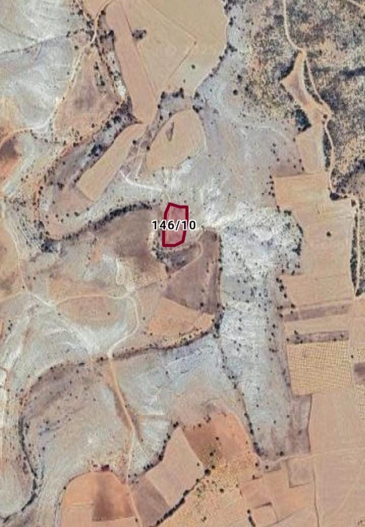 UŞAK KARAHALLI DELİHIDIRLI MAH.2.595M² TARLA SATILIKTIR - UŞAK KARAHALLI fotoğraf 6