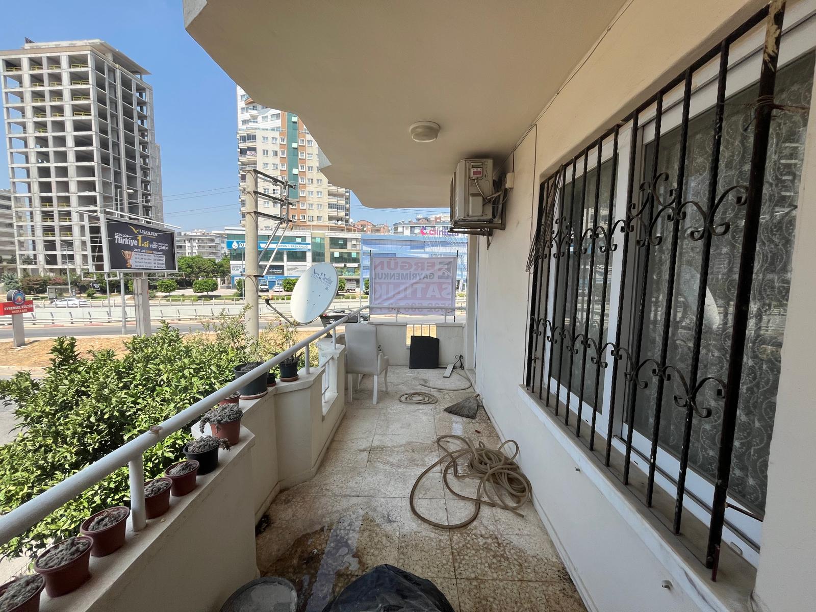 HÜRRİYET MAHALLESİNDE GENİŞ OTURUMLU 3 CEPHELİ 3+1 DAİRE - MERSİN YENİŞEHİR fotoğraf 22
