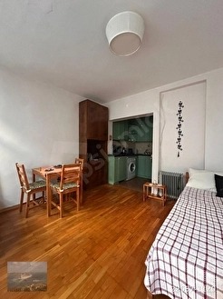 CİHANGİR DE SATILIK 2. KAT TARİHİ BİNADA KÜÇÜK DAİRE - İSTANBUL BEYOĞLU fotoğraf 7