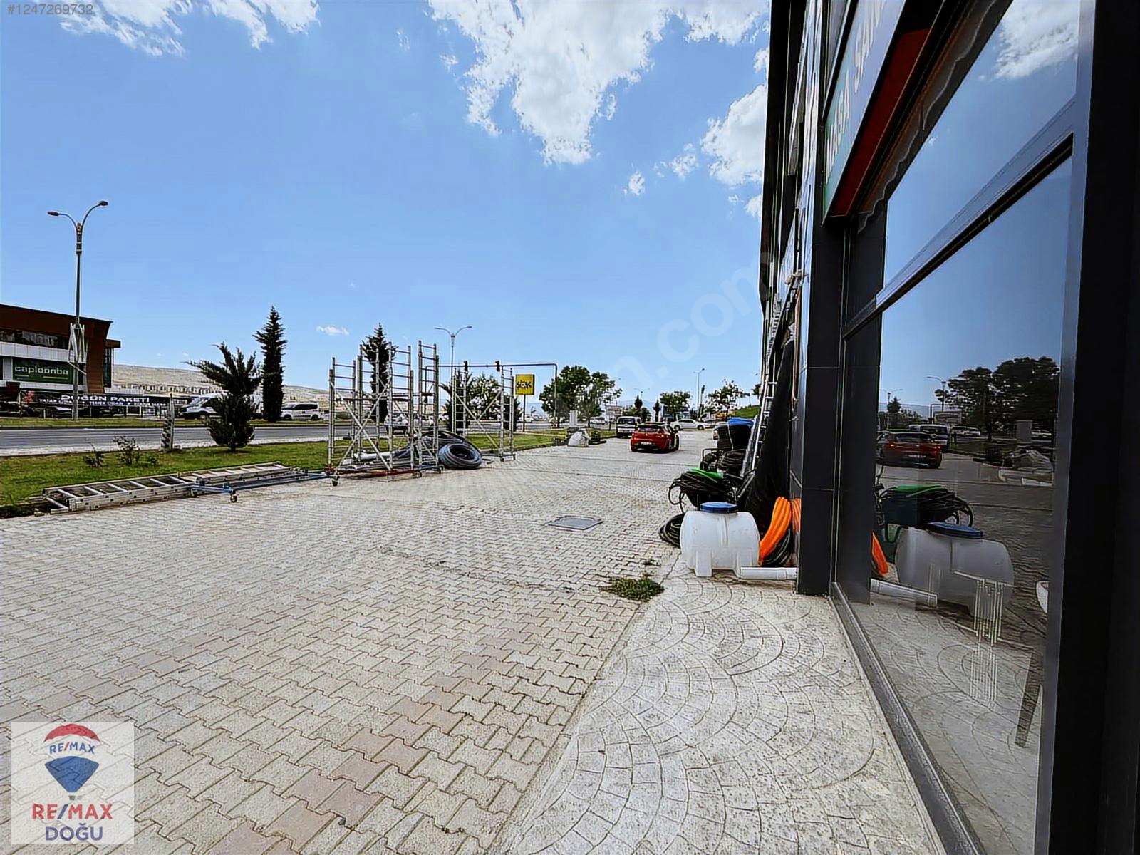 REMAX DOĞU'DAN MALATYA CADDESİ'NDE 500 M2 HAZIR KURULU MAĞAZA !! - ELAZIĞ MERKEZ fotoğraf 4