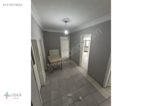 LİDER EMLAK'TAN GAZİMAHBUP MAHALLESİ'NDE 3+1 KİRALIK DAİRE - AMASYA MERZİFON fotoğraf 2