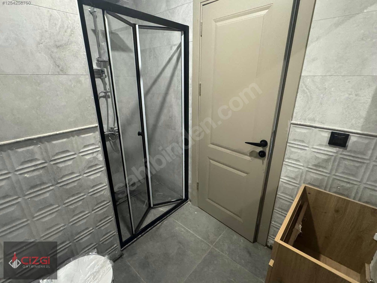 KÖRFEZKENT ANA CADDE ÜZERİ SATILIK ARAÇ TAKASLI 1+1 REZİDANS - KOCAELİ KÖRFEZ fotoğraf 9