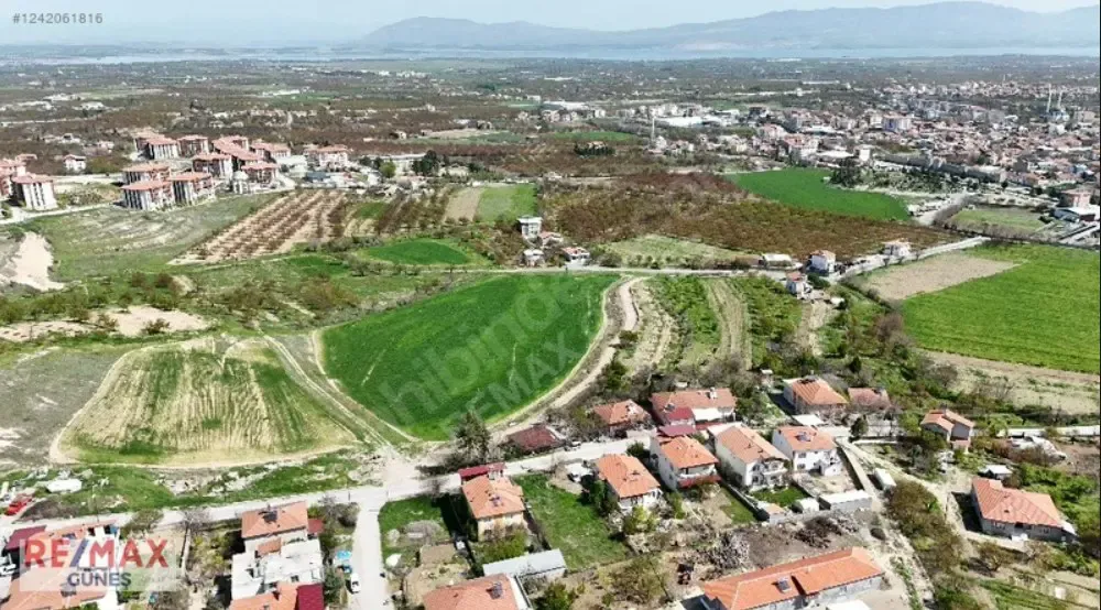 KARABAĞLARDA RE/MAX GÜNEŞ'TEN SATILIK 866 M2 3 KATA İMARLI ARSA