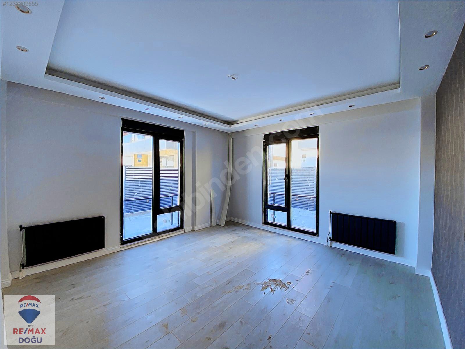[REMAX DOĞU] MALATYA CADDESİ'NDE MODERN TASARIM HAVUZLU VİLLALAR - ELAZIĞ MERKEZ fotoğraf 4