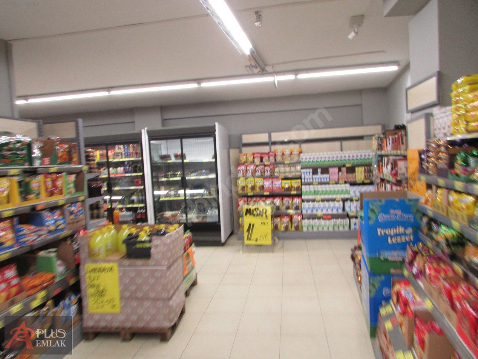MİMARSİNANDA 55 M2 2 BÖLÜCADDE ÜZERI DÜKKAN 4.250.000tl - İSTANBUL ÇEKMEKÖY fotoğraf 2