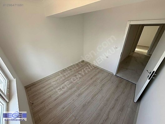 EGE'DEN DURALİ ALIÇ MH. OTURUMA HAZIR ÖN CEPHE 1. KAT 3+1 DAİRE - ANKARA MAMAK fotoğraf 8