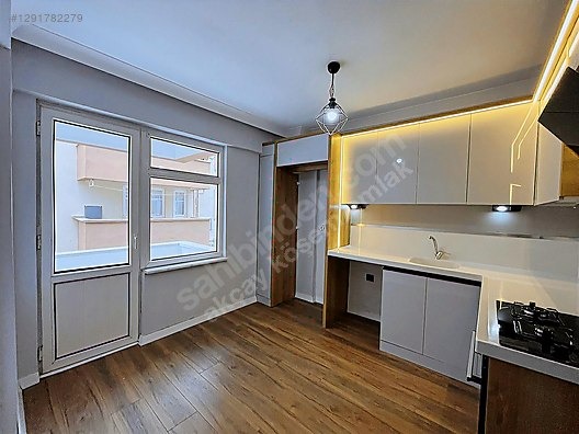 AKÇAY KÖŞEMDEN KAPIDA DOĞALGAZ SIFIR MASRAF 2+1 SATILIK DAİRE - BALIKESİR EDREMİT fotoğraf 3