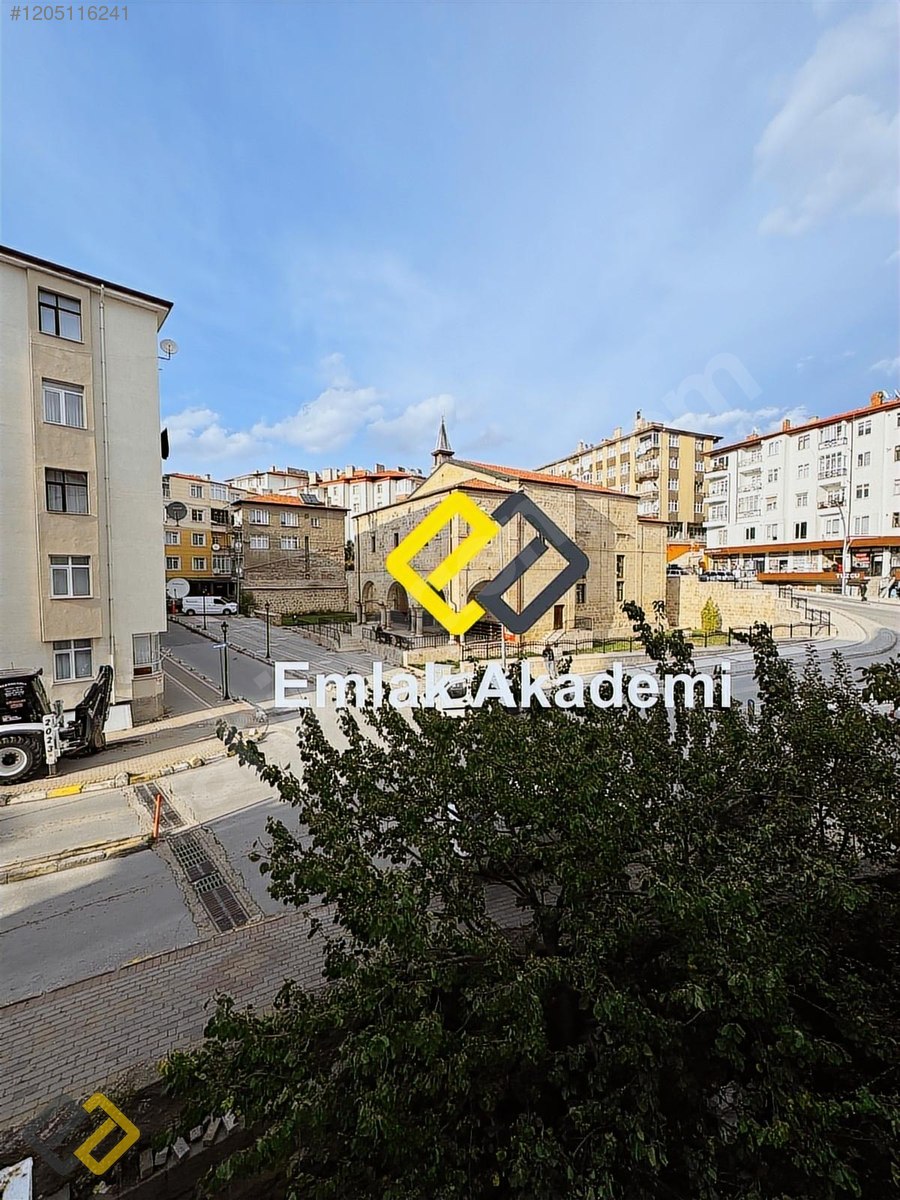 EMLAK AKADEMİDEN BÜYÜK CAMİ YANINDA ARA KATTA SATILIK DAİRE - YOZGAT MERKEZ fotoğraf 6