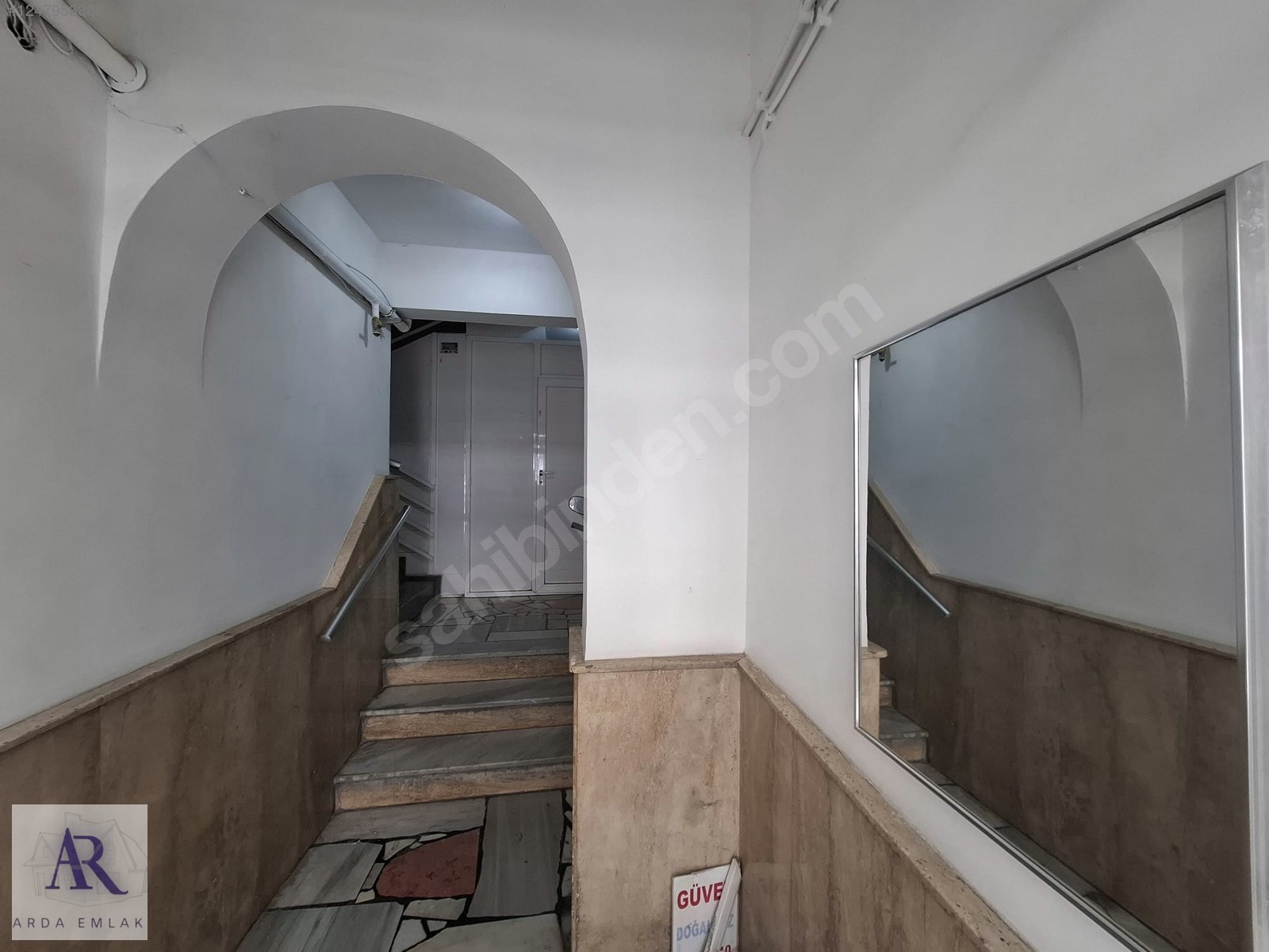 KARŞIYAKA ÇOCUK YUVASI YANI MERKEZ CEDDE ÜZERİ 3+1 130 M2 - İZMİR KARŞIYAKA fotoğraf 6