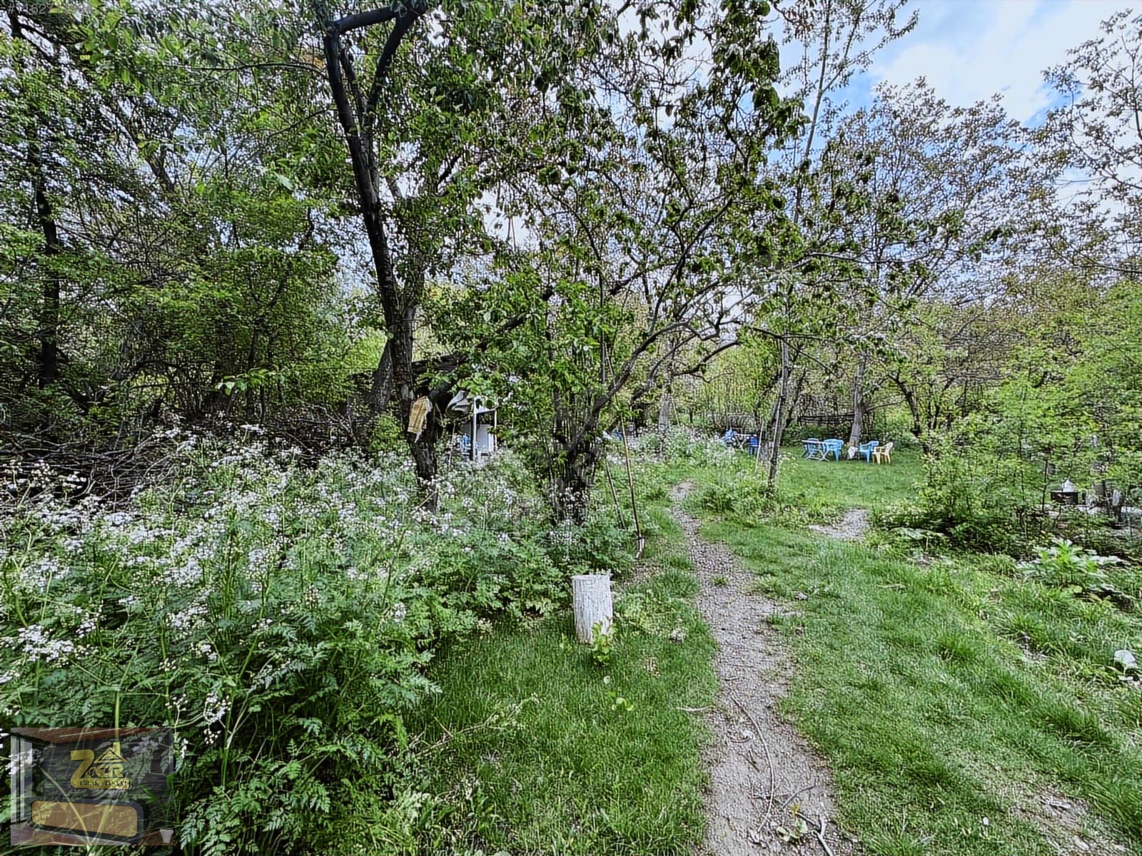 SATILIK EDREMİT ÇARŞI MERKEZDE VİLLALIK 5810M2 ARSA - VAN EDREMİT fotoğraf 4