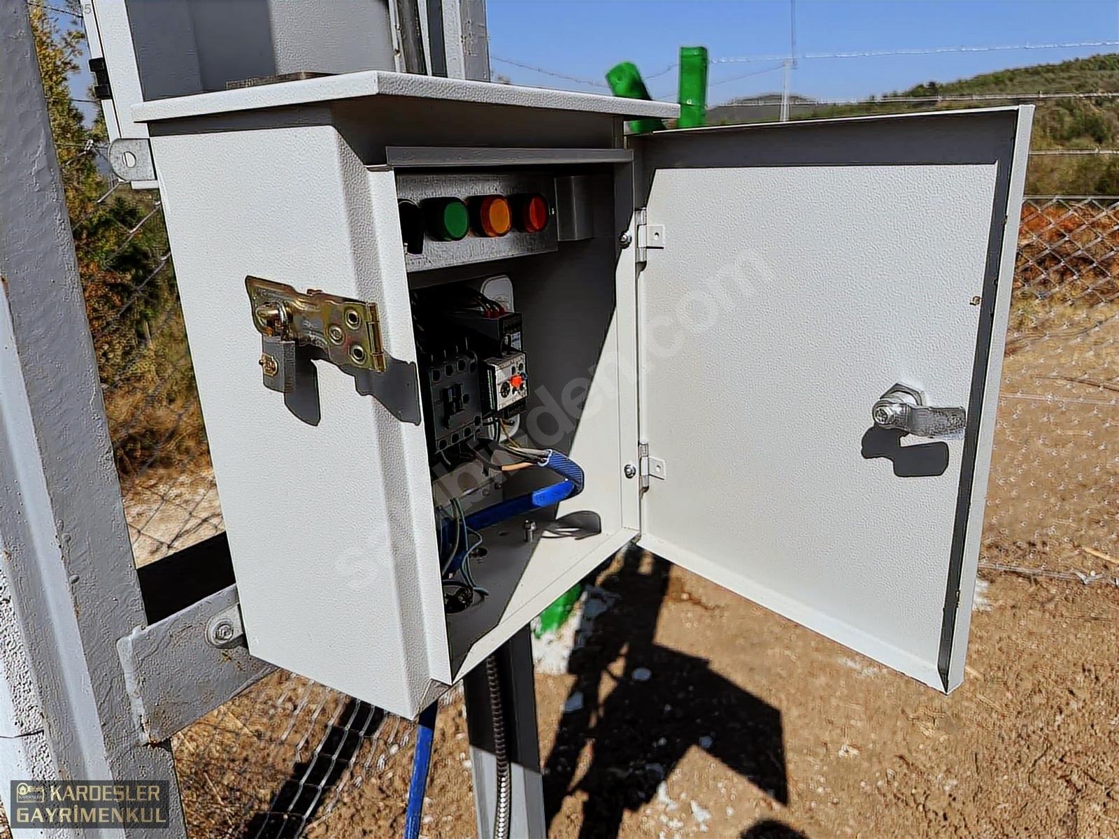 AKHİSAR YENİCEKÖYDE KARIŞIK ZEYTİN MEYVE BAHÇESİ SU ELEKTRİKLİ - MANİSA AKHİSAR fotoğraf 3