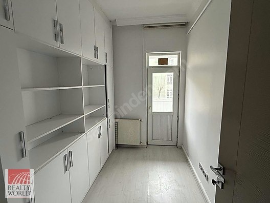 TUNUS CADDESİNİN HAREKETLİ YERİNDE GENİŞ VE TEMİZ SATILIK OFİS - ANKARA ÇANKAYA fotoğraf 12
