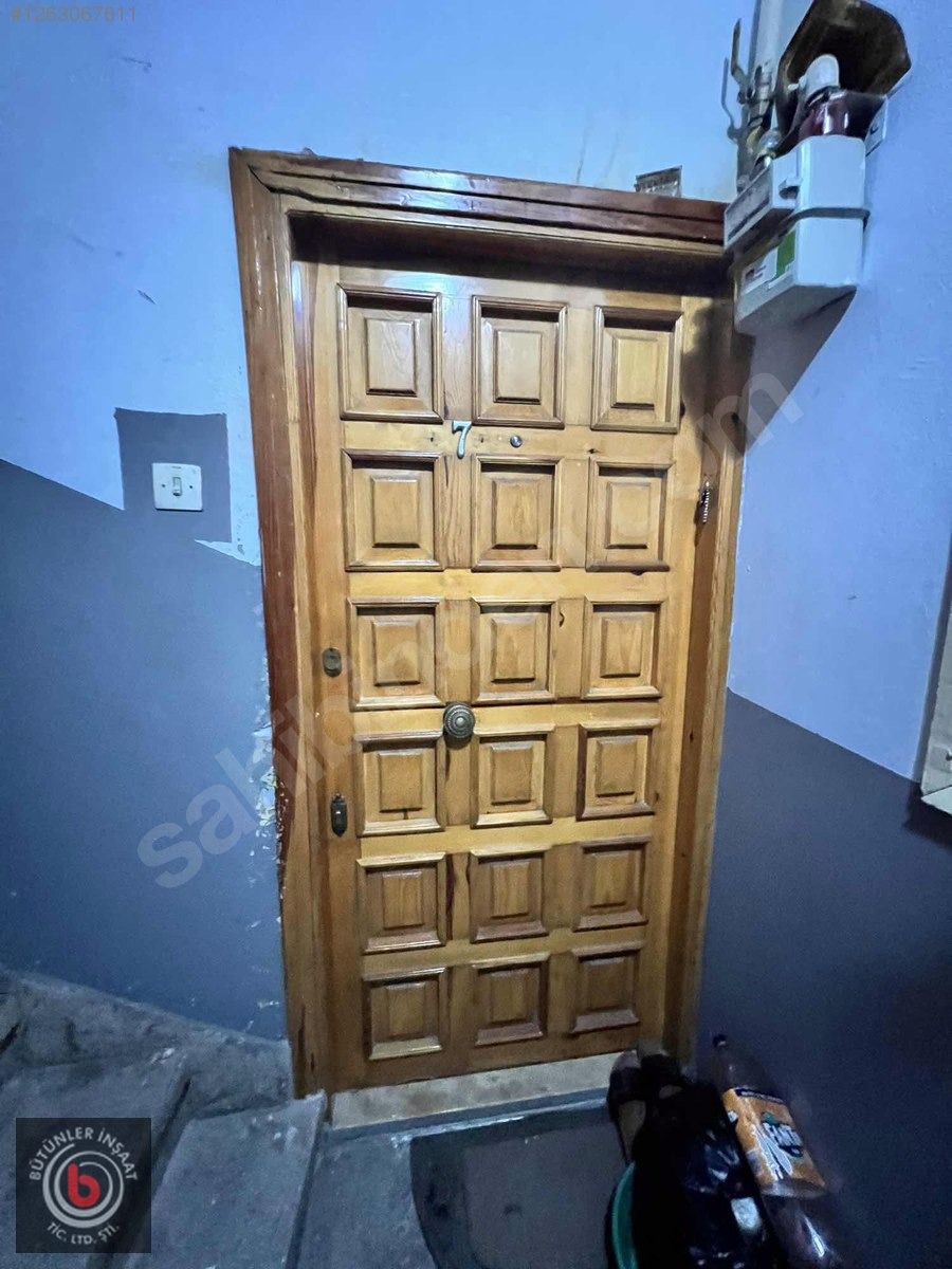 BÜTÜNLER'DEN KİRACILI YATIRIMLIK 2+1 KREDİYE UYGUN MERKEZDE DAİR - BURSA GEMLİK fotoğraf 2