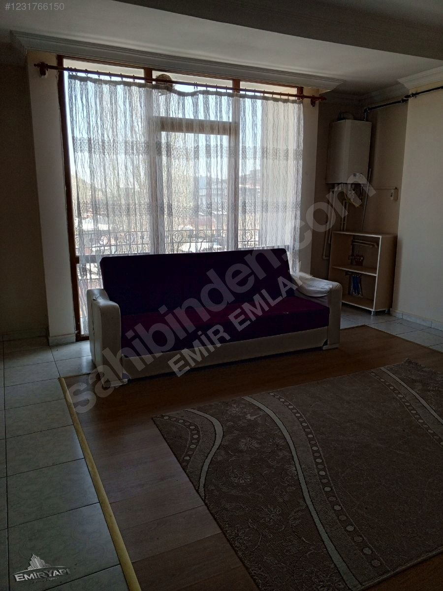 EMİR EMLAKTAN SATILIK ÇARŞI İCİNDE ESYALI APART - KARS MERKEZ fotoğraf 6