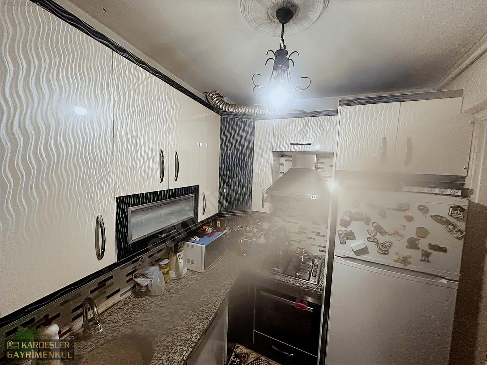LİSE IŞIKLARINA YAKIN ARA KAT DOĞALĞAZLI DAİRE - MANİSA AKHİSAR fotoğraf 5