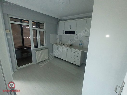 BALIKESİR LİSESİNE CEPHE YENİ TADİLATLI SATILIK 2+1 DAİRE - BALIKESİR KARESİ fotoğraf 40