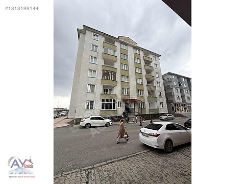 YAVUZ MAH. KUZEY-BATI CEPHELİ 3.KATI 145M2 3+1 SATILIK DAİRE - AĞRI MERKEZ fotoğraf 2