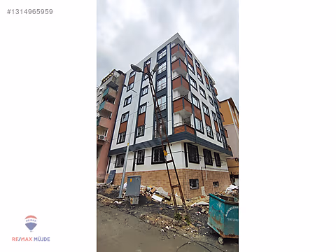 YENİBOSNA ZAFER MAH.1+1 - SIFIR - METROBÜSE 10 DK - İSTANBUL BAHÇELİEVLER fotoğraf 2