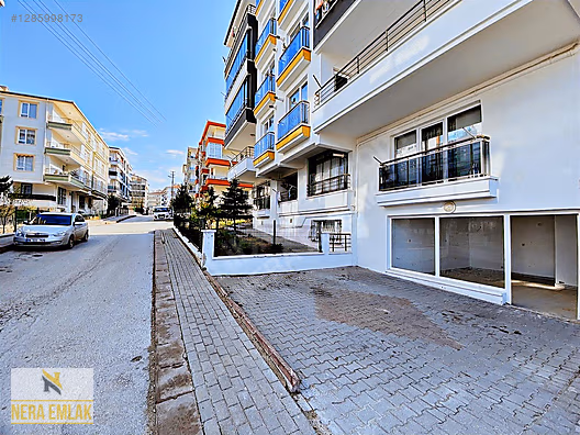 ARAÇ TAKASLIBOSTANCIK CAD PARELELİ OTOPARK OLAN DÜZ 30m2 DÜKKAN - ANKARA ALTINDAĞ fotoğraf 3