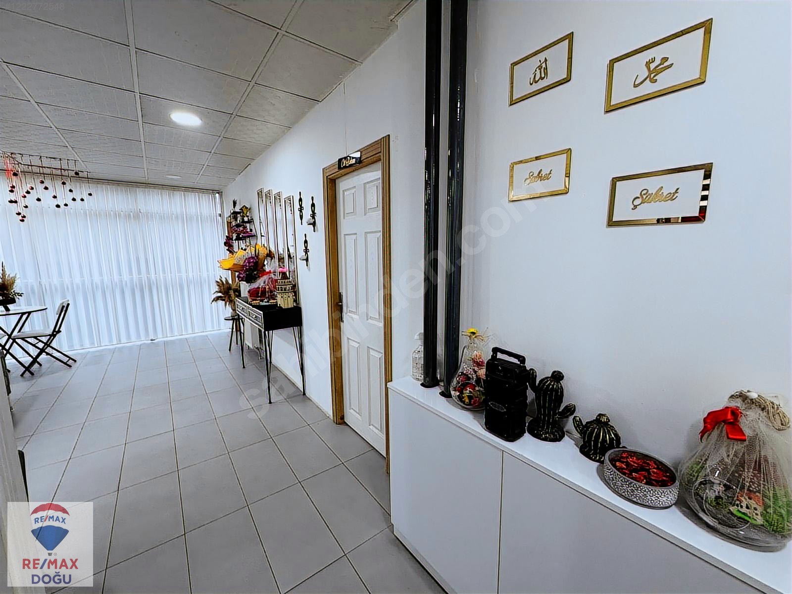 REMAX DOĞUDAN MERKEZİ KONUMDA DEVREN SATILIK GÜZELLİK MERKEZİ - ELAZIĞ MERKEZ fotoğraf 2