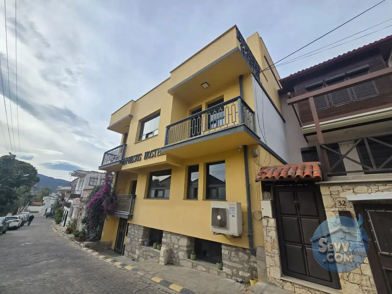 SELÇUK ATATÜRK MAHALLESINDE SATILIK HOSTEL KULLANIMLI BINA - İZMİR SELÇUK fotoğraf 2