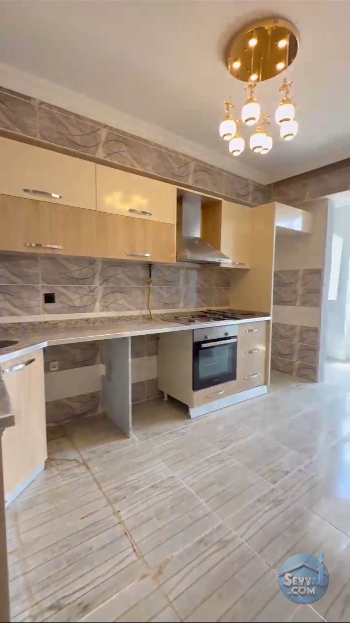 AHMET YESEVİ MAH. TAZİYE EVİ YANI ÜST KAT 3 ODALI 110 m2 ÇİFT CEPHELİ  - ŞANLIURFA HALİLİYE fotoğraf 2