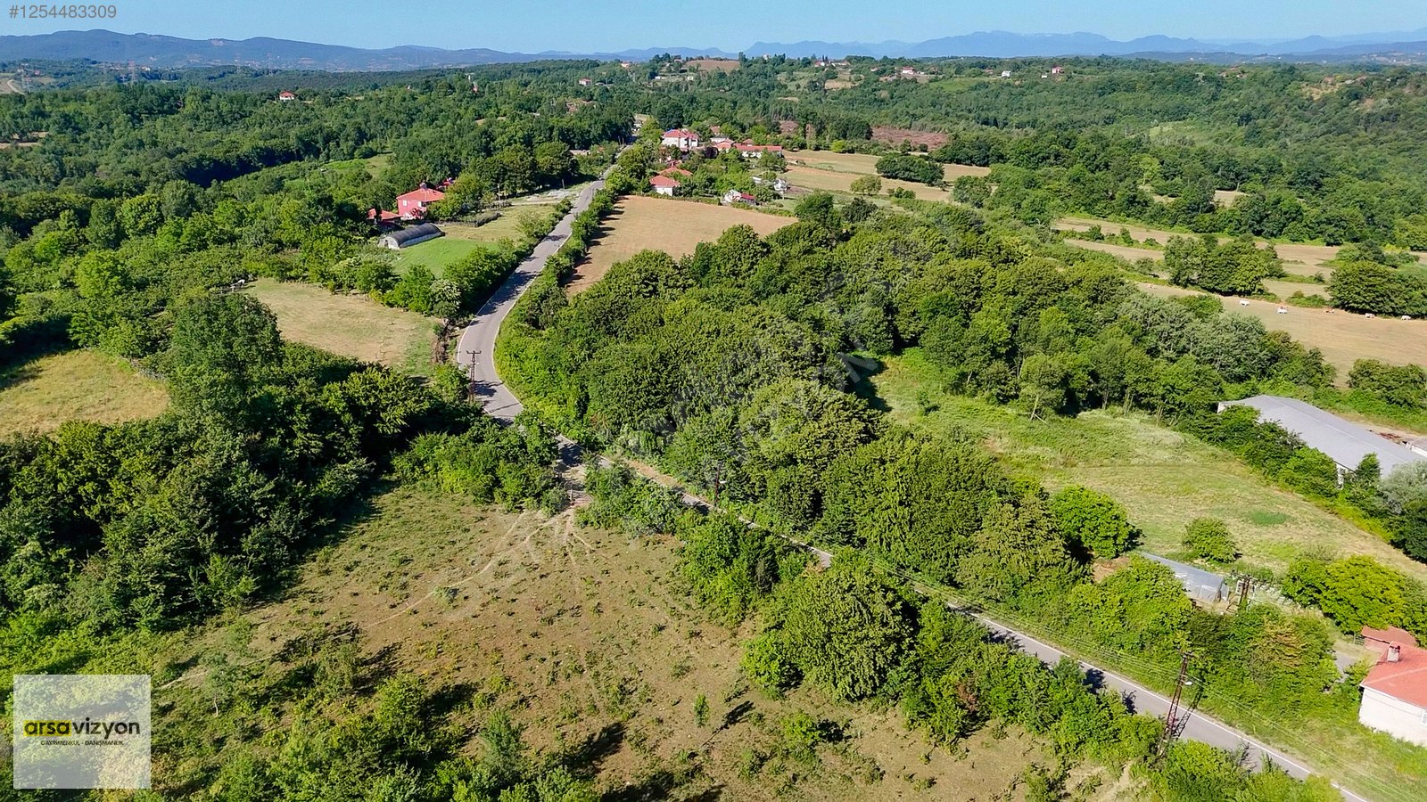 HAVAALANINA 2 KM'DE SARMAŞIK KÖYÜNDE İMARLI 769M² PARSEL - ZONGULDAK ÇAYCUMA fotoğraf 8