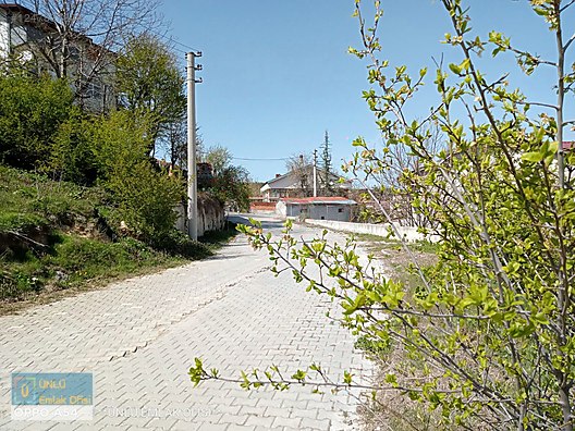 ÜNLÜ EMLAKTAN SARAÇLAR MAHALLESİNDE 5KAT İMARLI ACİLSATILIK ARSA - KASTAMONU MERKEZ fotoğraf 8