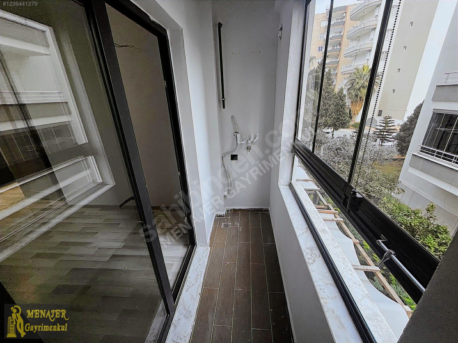 MENAJERDEN FORUM CİVARI KİRACISIZ YENİ YAPI 1+1 - MERSİN YENİŞEHİR fotoğraf 2