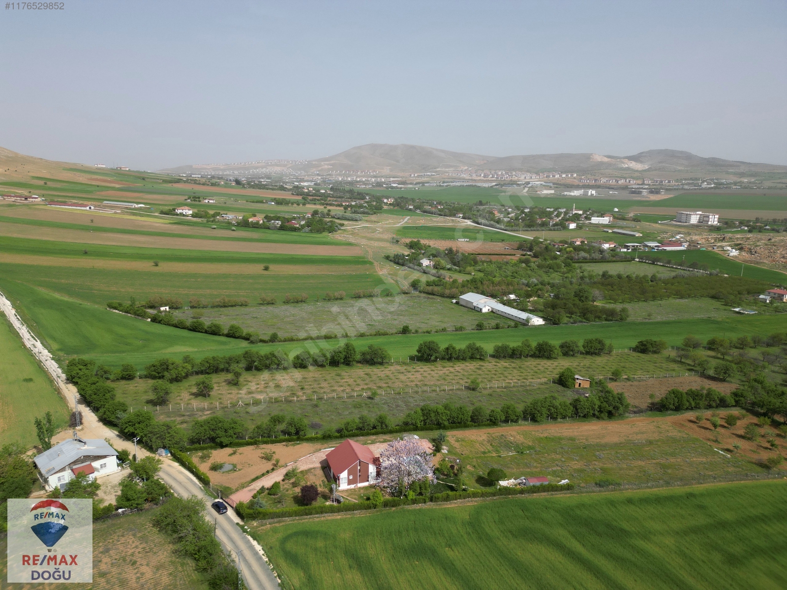 REMAX DOĞU'DAN MERKEZE VE İMARA YAKIN FIRSAT ARAZİ VE EVİ - ELAZIĞ MERKEZ fotoğraf 2