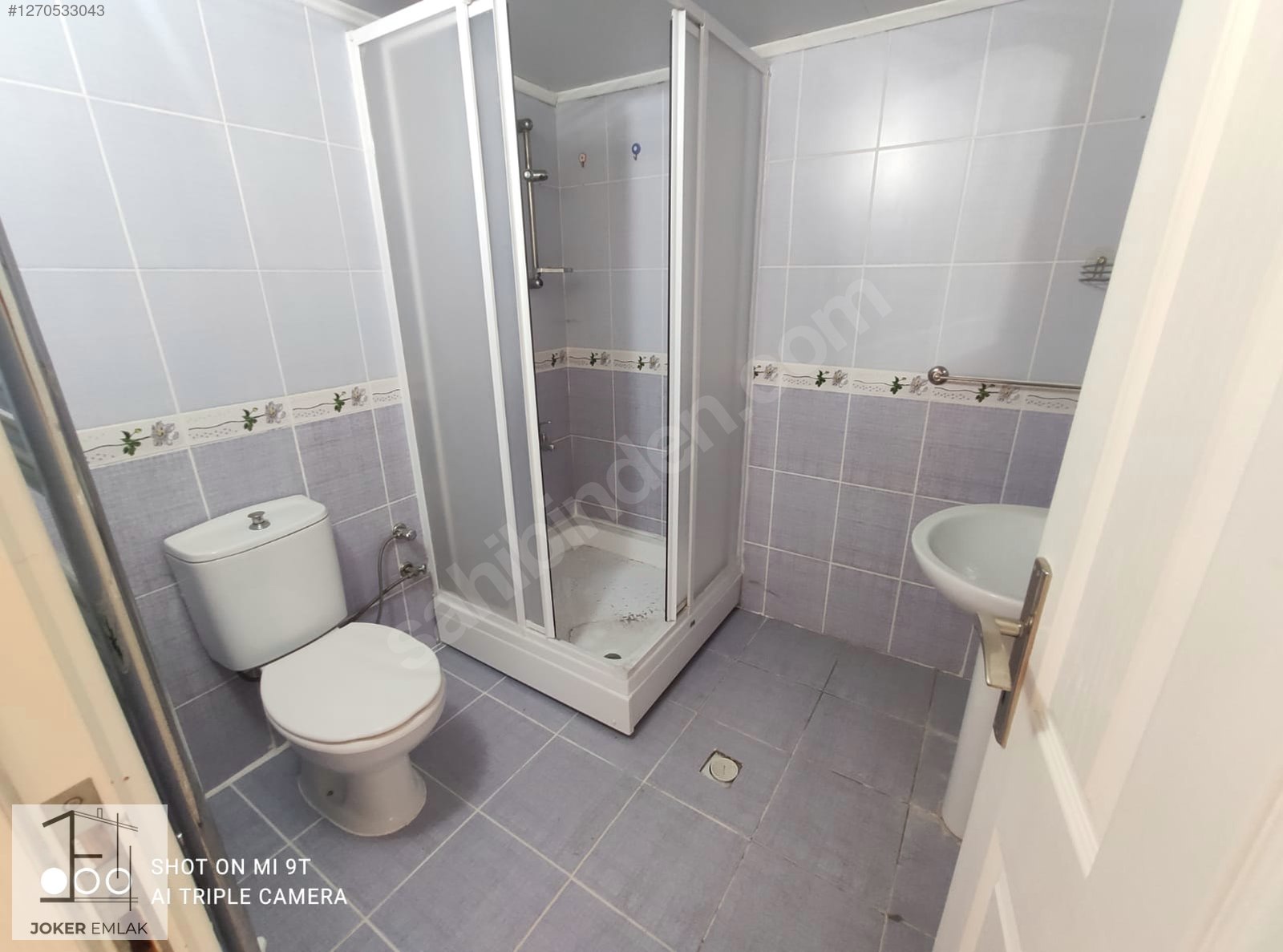 KEMALÖZ MAH.AYŞE ANA SAGLİK MSLK.LİSESİ YAKINI SATILIK 3+1 DAİRE - UŞAK MERKEZ fotoğraf 4