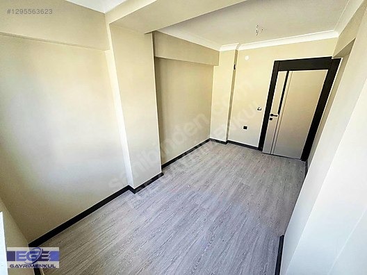 EGE'DEN DURALİ ALIÇ MH ŞEHİTLER CD. YAKINI 130M ARAKAT 3+1 DAİRE - ANKARA MAMAK fotoğraf 17