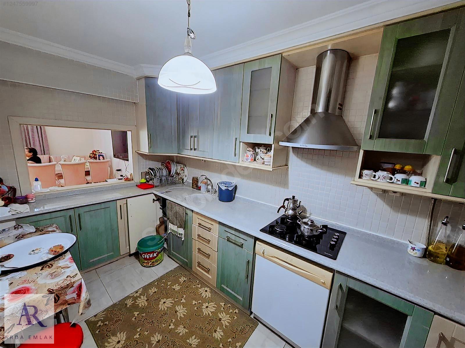 KARŞIYAKA ÇARŞI İÇİNDE ÖZEL TERASLI ÇİFT CEPHE ARA KAT 3+1 150M2 - İZMİR KARŞIYAKA fotoğraf 5