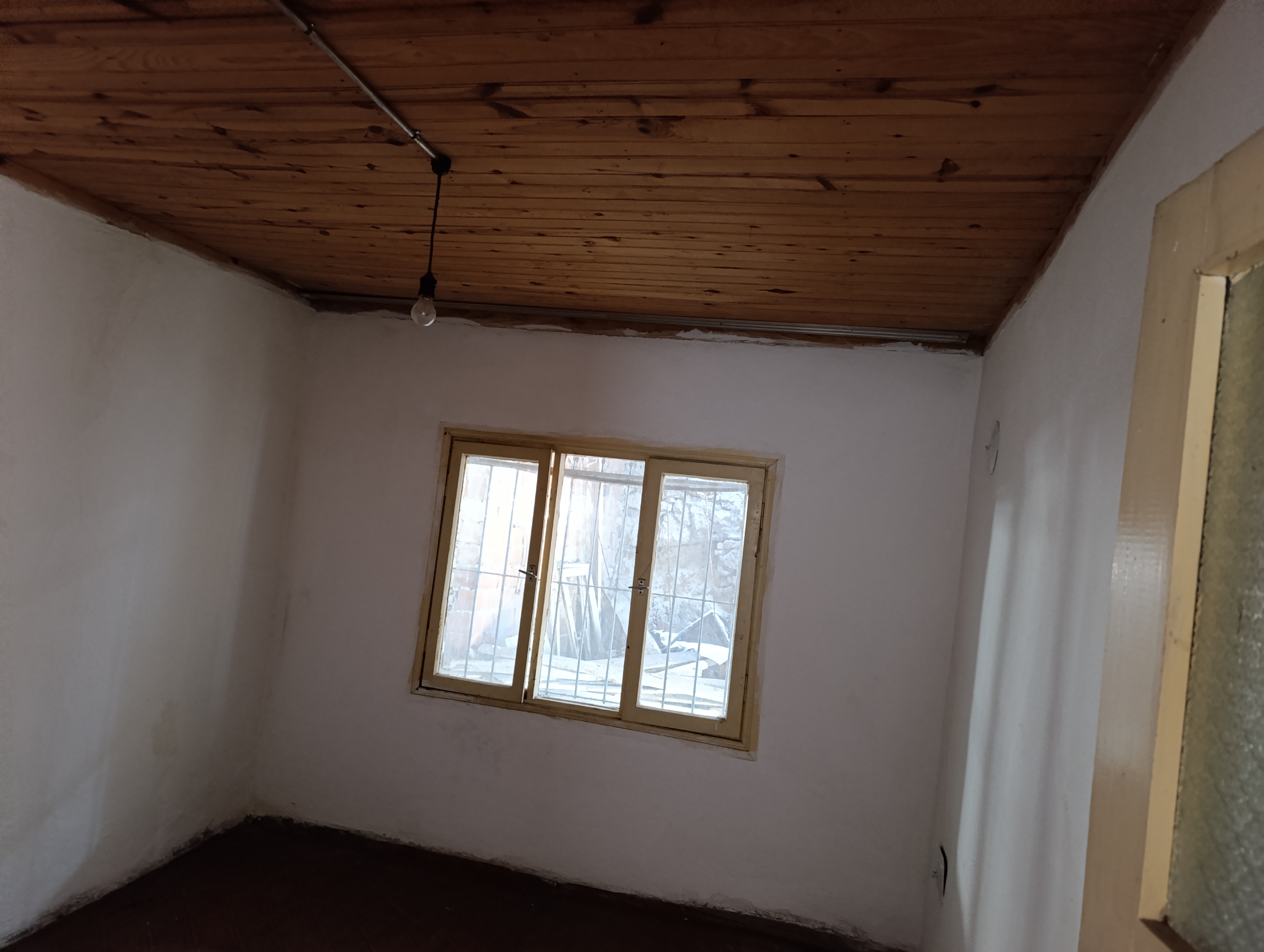 BOLU GÖYNÜK ÇEŞME MAH.MÜSTAKİL 3 KATLI KERPİÇ EV - BOLU GÖYNÜK fotoğraf 9