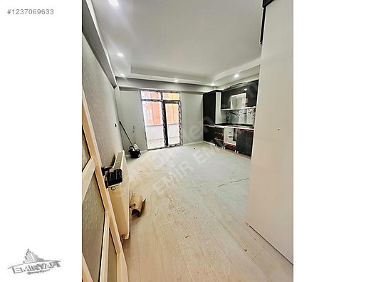 EMİR EMLAK GAYRİMENKUL DEN SATILIK ANAHTAR TESLİMİ 3+1 DAİRE - KARS MERKEZ fotoğraf 2