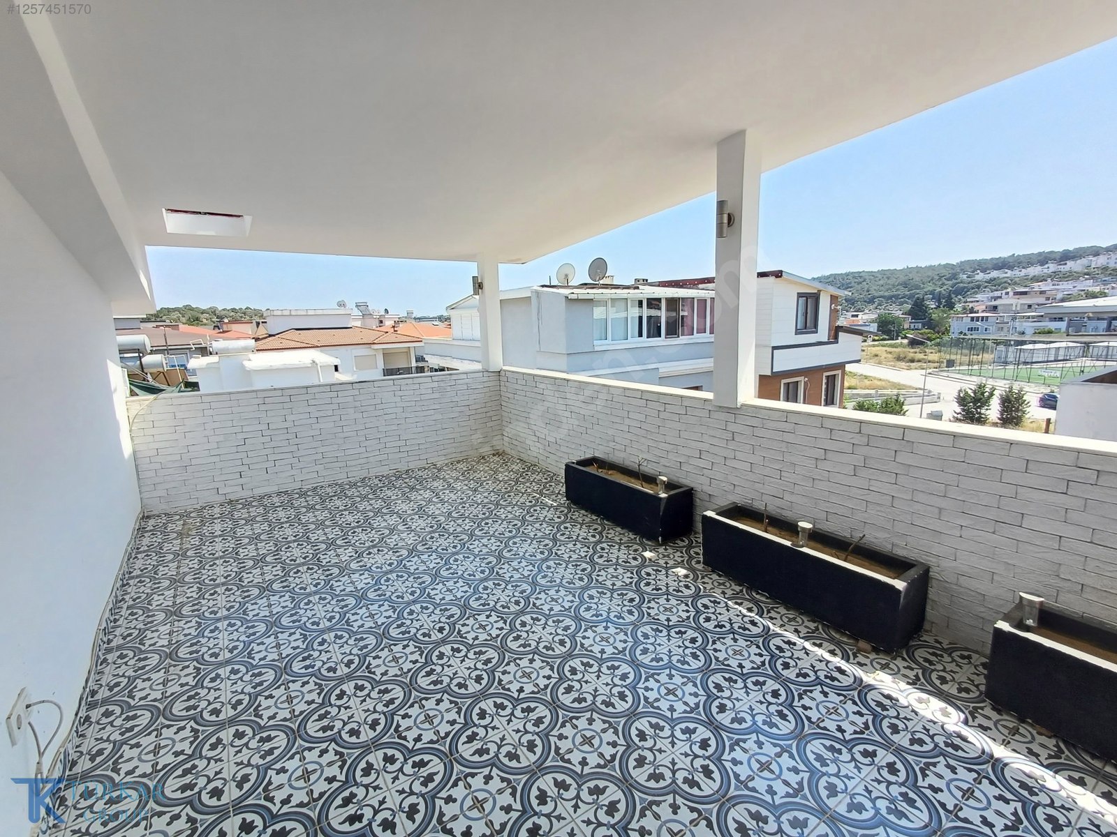 SEFERİHİSAR SIĞACIK'TA MERKEZİ KONUMDA LOFT DAİRE