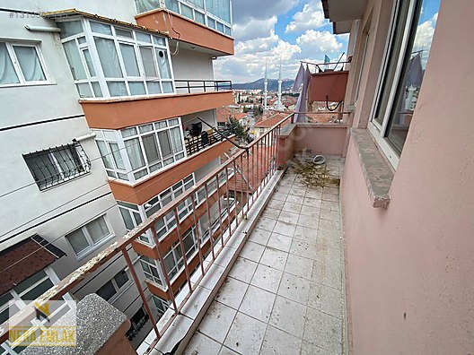 NERA'DAN ÖZGÜRLÜK CADDESİ ÜZERİ 2.KATTA BAĞIMSIZ 3+1 - ANKARA KEÇİÖREN fotoğraf 11