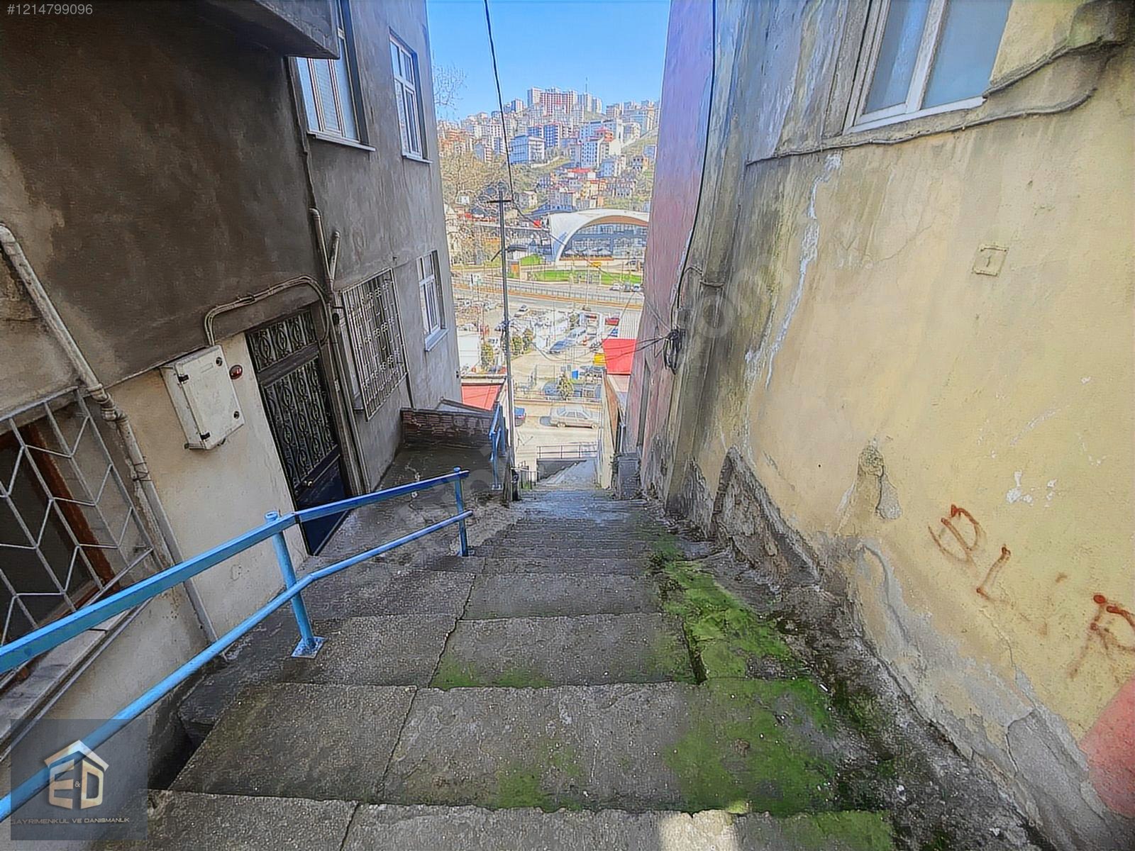 KAYMAKLI'DA 122 M² ÜZERİNE KURULU SATILIK 4 KATLI BİNA - TRABZON ORTAHİSAR fotoğraf 8