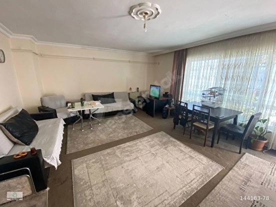 KARDEŞ GAYRİMENKULDEN MERKEZE YAKIN KONUMDA 3+1 GENİŞ DAİRE - KOCAELİ KARAMÜRSEL fotoğraf 3