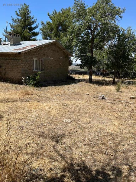 Diyarbakır / Lice / Camikebir Mahalle'sinde m² 1.325 SATILIK ARSA  - DİYARBAKIR LİCE fotoğraf 2