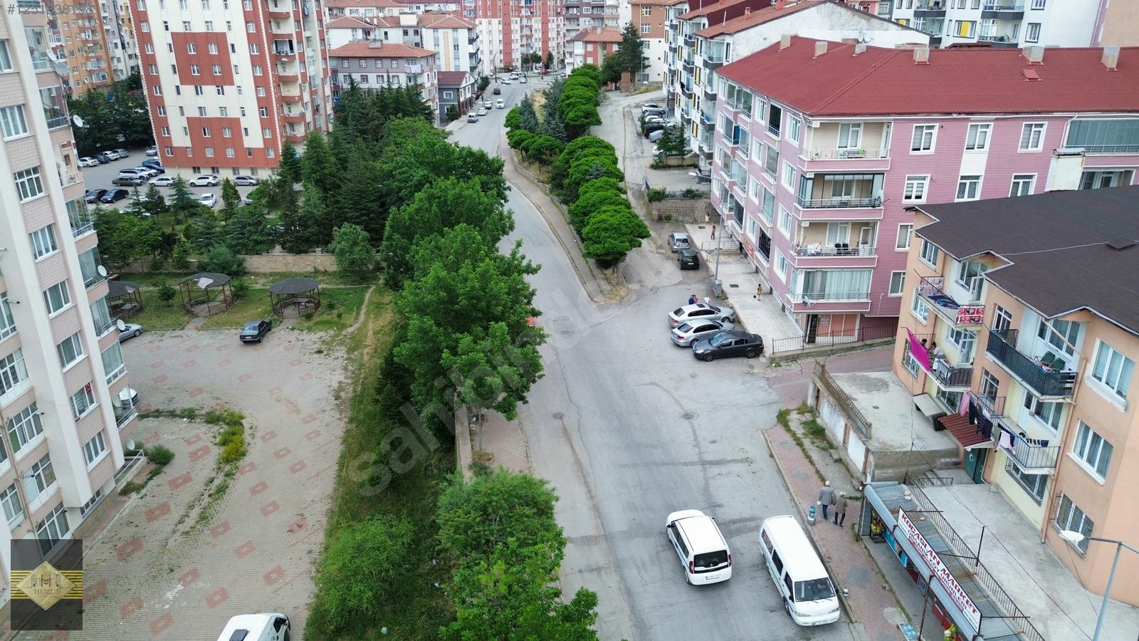 HUZUR YATIRIM'DAN İŞLEK CADDE ÜZERİNDE SATILIK DÜKKAN - YOZGAT MERKEZ fotoğraf 4