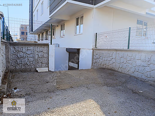 EMLAK 72 'DEN KORÜK'TE SATILIK BODRUM - BATMAN MERKEZ fotoğraf 5
